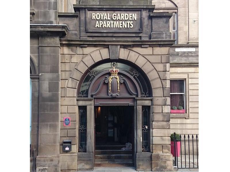 Fountain Court Apartments - Royal Garden 에든버러 외부 사진